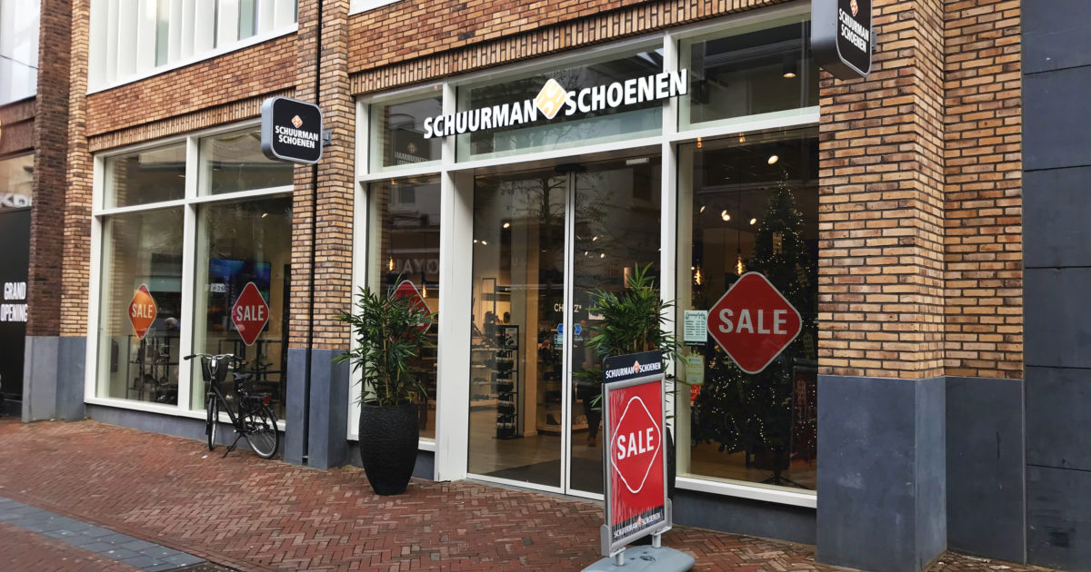 Contour Behoren Tandheelkundig Signing en interieur voor schoenwinkel Schuurman Schoenen - Virupa